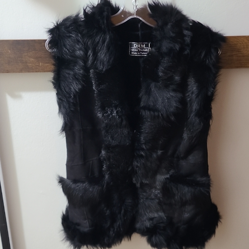 Luxurious Real LEATHER Black Faux Fur Vest for Fashionable Layering
